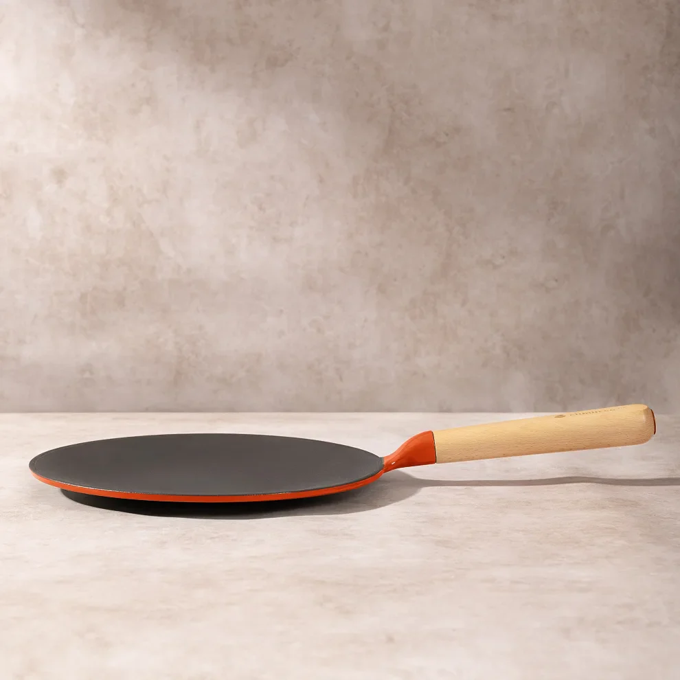 No. 10 Enamel Cast Iron Roti Tawa (26cm) - Image 6