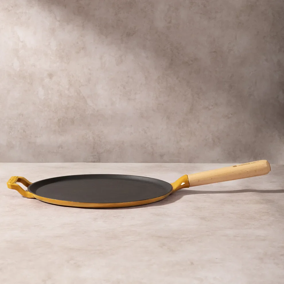 No. 11 Enamel Cast Iron Dosa Tawa (28cm) - Image 6