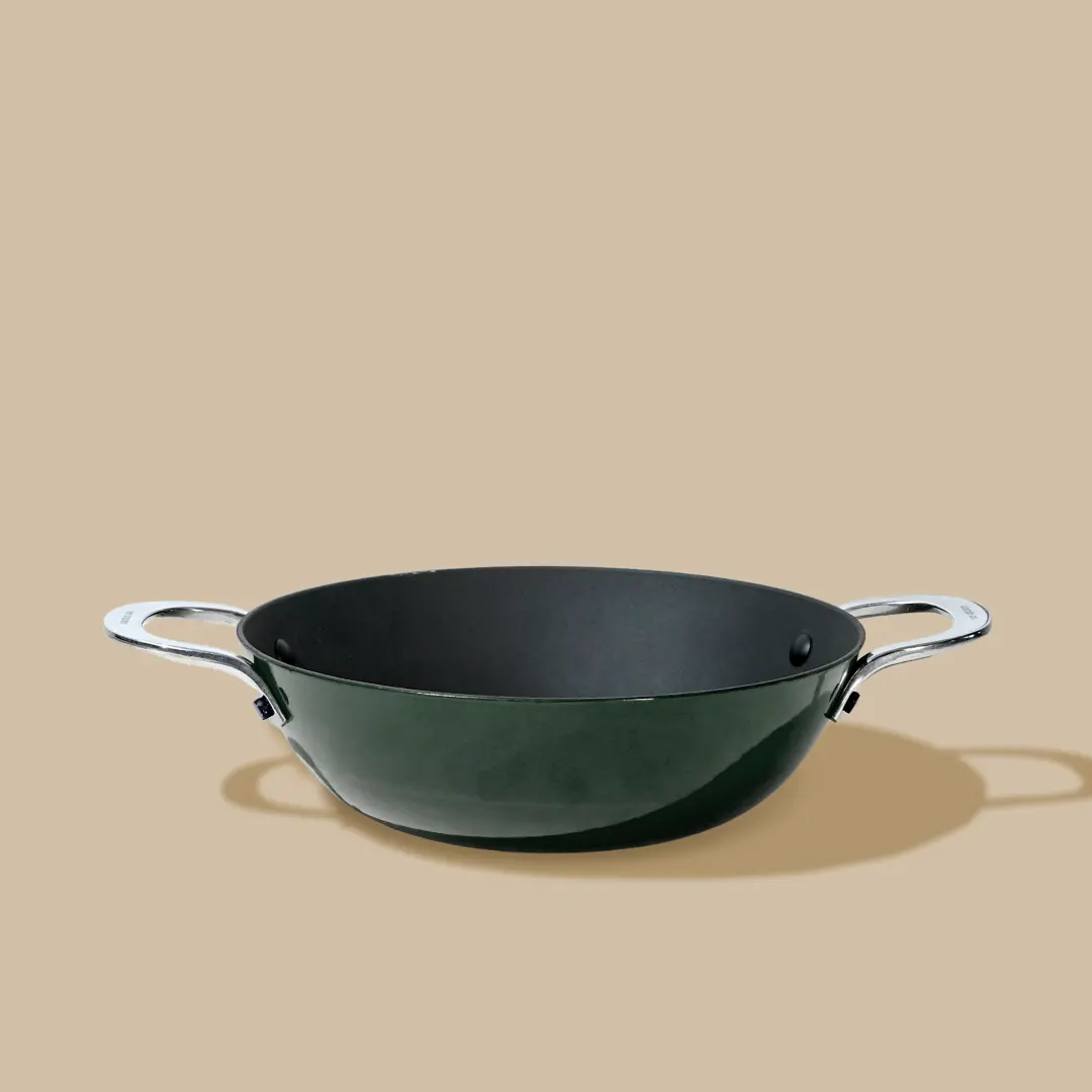 No. 11 Enamel Cast Iron Kadai LITE (3.9L) - Image 9