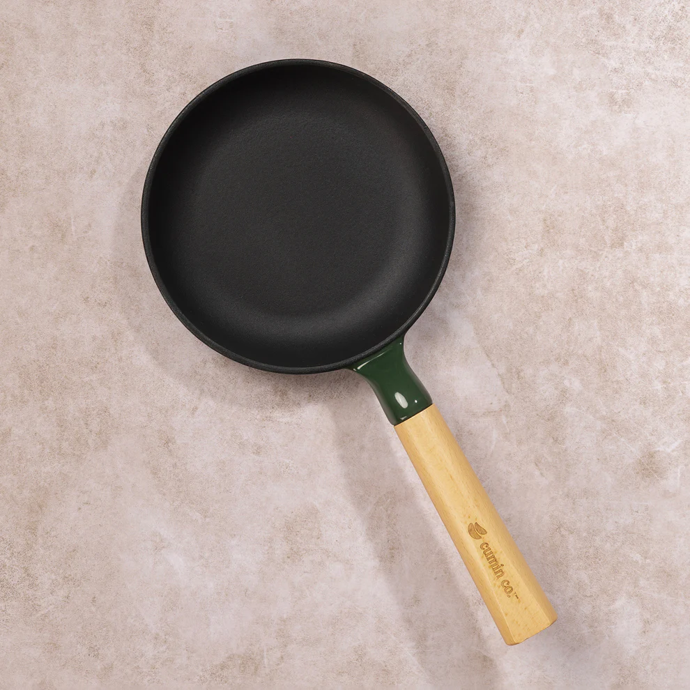 No. 6 Enamel Cast Iron Pan (16cm) - Image 16