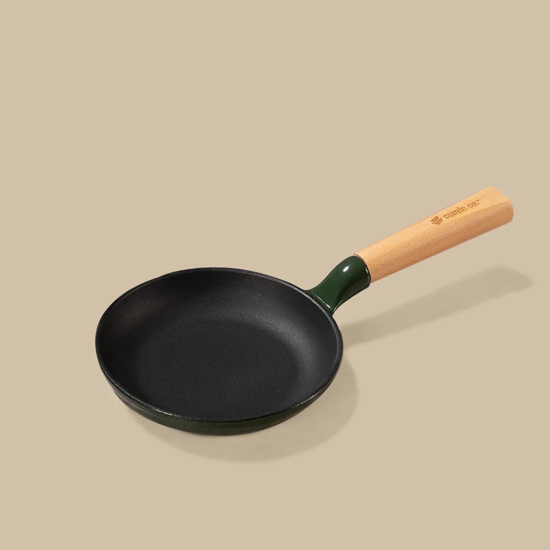 No. 6 Enamel Cast Iron Pan (16cm) - Image 3