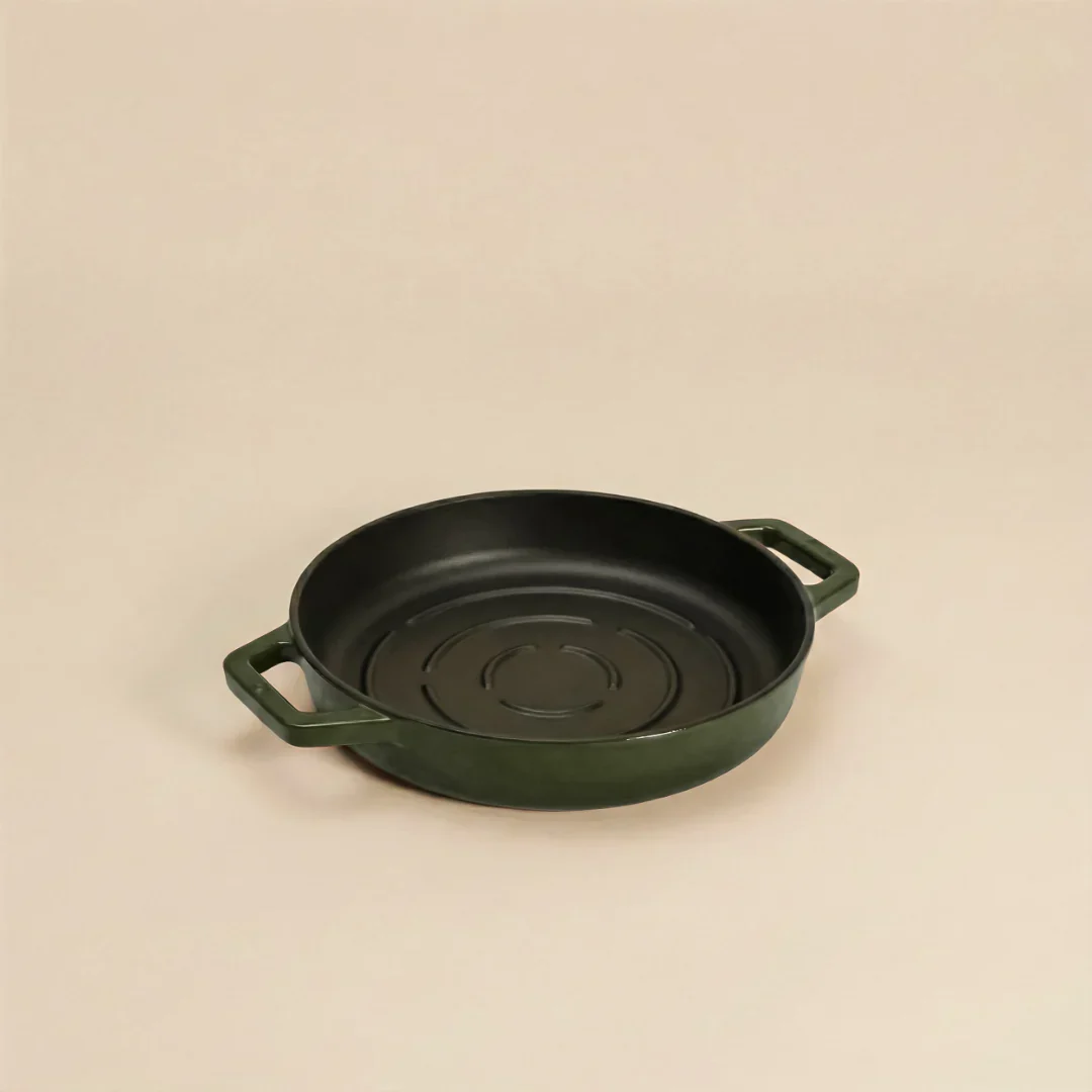 No. 8 Enamel Cast Iron Bread Oven (20cm) - Image 14