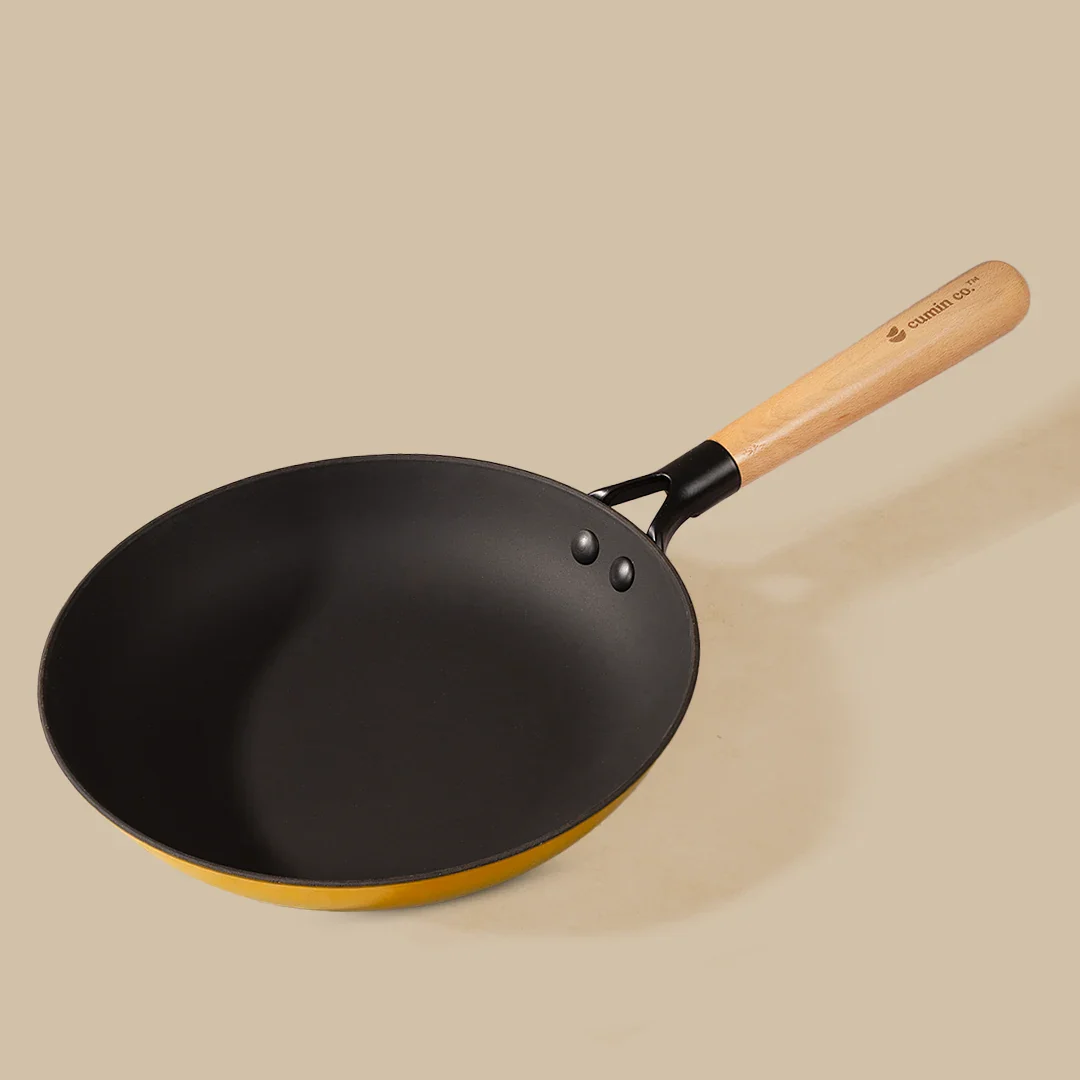 No. 9 Enamel Cast Iron Pan LITE (24cm) - Image 5