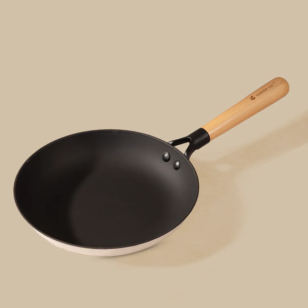 No. 9 Enamel Cast Iron Pan LITE (24cm) - Image 7